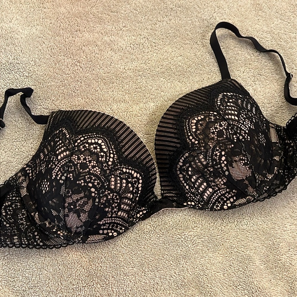 Victorias Secret Push Up Bra